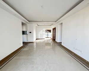青秀山地铁口 4房2厅精装南北通透双阳台