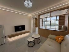 温馨的家大产权 紧邻泰华 带精装 配套齐全随时看房