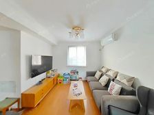 6号线100米 视野开阔 装修领包入住 房东非常非常诚意卖!