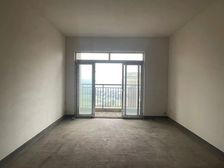 南岸区 奥园越时代B区(雅典园) 三房 88万