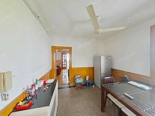 三楼 小区第二排位置出入非常方便 钥匙房随时可看