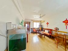 芳华路精装2房 送大露台 周边生活气息浓烈 交通便利