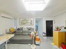 华高电梯两房必卖套 精装修拎包住 双南采光足 随时看