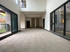 渝北区 大竹林香港置地壹江郡 次新别墅端户