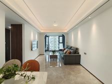 礼嘉天街100米,闹中取静,近轻轨