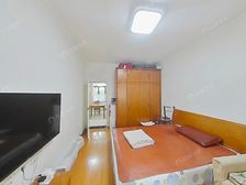 瑞金路二号四号小区精装修两房一楼带大院子诚心出售