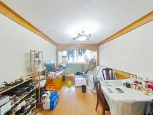 商品房 1梯2户 南北直通 小区花园位置 采光很好 诚意卖