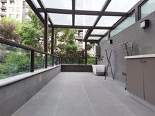 照母山光环商圈。香港置地品质湖景洋房 内圈带露台 房源保真!