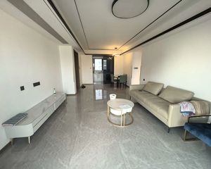 宝龙一城4室2厅2卫南朝向399.0万元/套出售