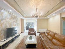 金开大道 协信别墅 五套房设计带车库 业主急售