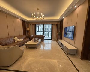 江东金茂府4室2厅3卫南朝向649.0万元/套出售