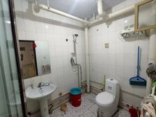 急售 和平公寓 三室南北通透 老证带储藏间 四中