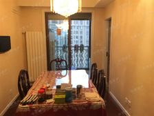 性价比很高,近地铁,房东着急出售