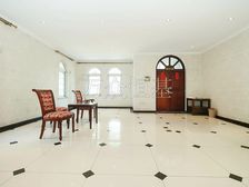 社区店,新出东边户联排,单独委托,绿地150平 3卧朝南