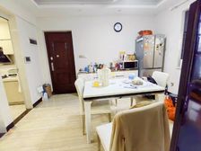 双卫 高楼层视野好 小三房 商品住宅 精装修 南北通透
