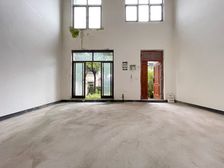 渝北区 华侨城天澜美墅一期 五房 350万