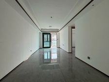 石桥铺必看小区 九龙坡区 招商1872林麓 三房 138万