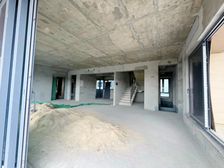 琶洲别墅送露台(全新未住)保利湖光悦色 一线望湖景 带电梯