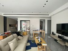 大渡口区 龙湖焕城汐林 三房 120万