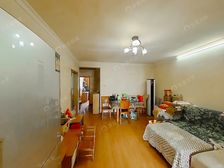 小区闹中取静全明户型,交通便利,配套成熟健身楼层