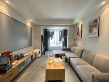 巴南区 荣盛锦绣南山B区 精装三房 76万