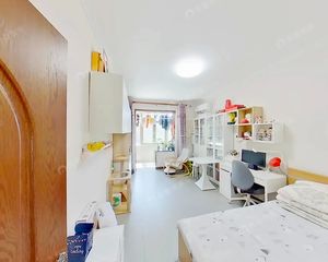 东安街头条南北通透三居 满五精装中层住宅