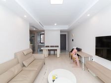 琅越龙洲 3室2厅 精装修