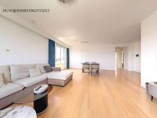 三房很好的,业主诚意出售,边户更敞亮,恒温恒湿恒氧