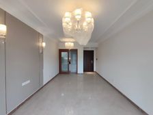 渝北区 恒大照母山御景半岛 精装三房 110万