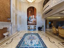 一线头排高尔夫豪装独栋,装修9成新,法式风格,花费1000+