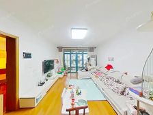 爱法新出两房 非顶楼 小区花园位置 户型正气 房东诚意出售