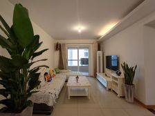 石油路1.2号线旁,万科3房,拎包入住,近龙湖天街