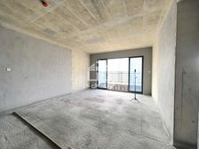 低总价 全新小区 单位大院 138平毛坯大4房带车位诚售