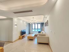 江北嘴 江北嘴新鸥鹏教育城二期三房165万