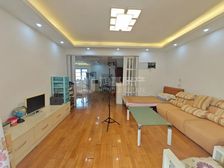 红谷世纪花园C区周边配套完善,泳池健身影院一应俱全