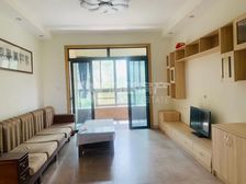 绿地外滩公馆3室2厅1卫107.36㎡精装