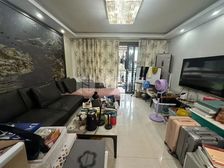 凤凰城凤鸣苑 精装带家具家电 房东诚心出售