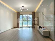 凤凰城凤鸣苑带家具家电 房东诚心出售