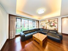 南北通透红玺台4室2厅精装修