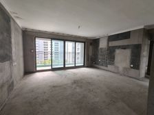 急售,好楼层,兴港和昌云著 3室2厅,南北通透 ,随时看房