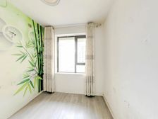 双阳卧双阳台小三居,带车位和