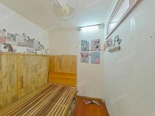 静安区,双书包房,中间楼层,一室一厅,可做两房,出入方便