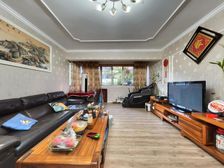 门口轻轨环线 精装修大3房 出门菜市场 南北通透