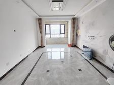 南北通透绿地朗山3室1厅精装修