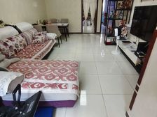 柳馨园一楼 大两室 带小院 价格可议