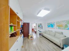 95年社区 黄寺大街24号院 公园旁精装修南北两居 看房方便