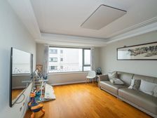 九洲玺 博小24中本部 收佣6999元 D区富人 可看可谈