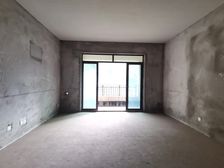 渝北区 天晋 4房 150万