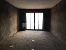 汇景新城大4室2卫,房东诚心出售