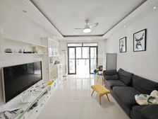 艾溪湖旁绿地新都会优质两房中间楼层阳光好装修清爽